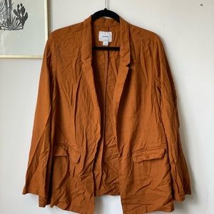 Old Navy women’s rust/terracotta linen blazer.